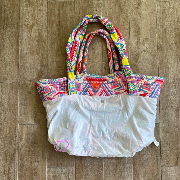 Seafolly Carried Away Oversized Bag - Picture 10 of 11